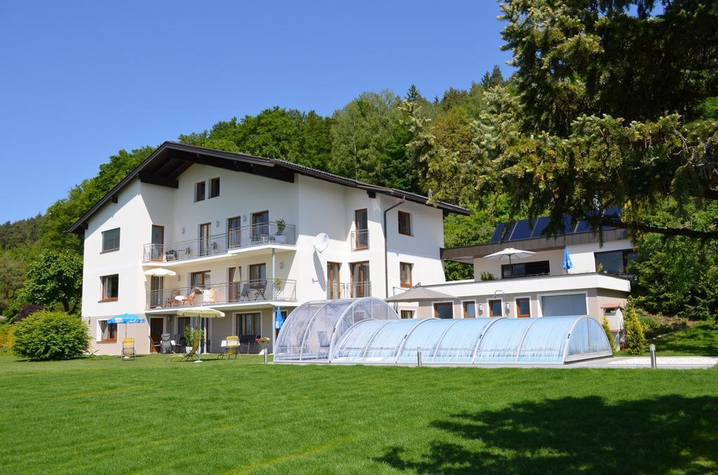 Haus Habernig Hotel Velden am Wörthersee Buitenkant foto